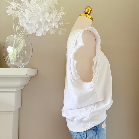 Free People Flutter Sleeve Fleece Tank in White, Sz M - Picture 4 of 8